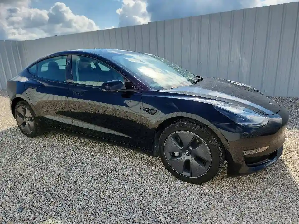 5YJ3E1EA5PF456710 2023 TESLA MODEL 3-3
