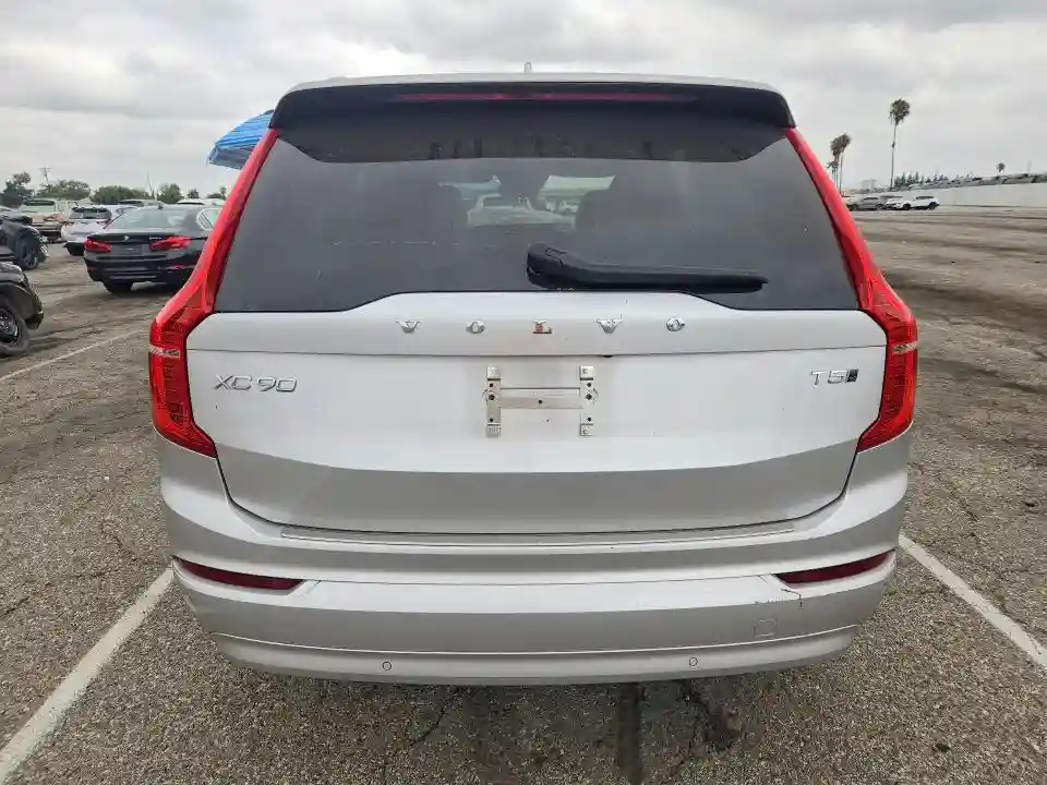 YV4102PK0N1873088 2022 VOLVO XC90-5