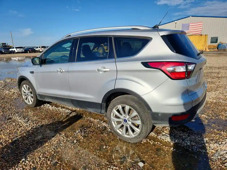 1FMCU0J96JUC88157 2018 FORD ESCAPE-1