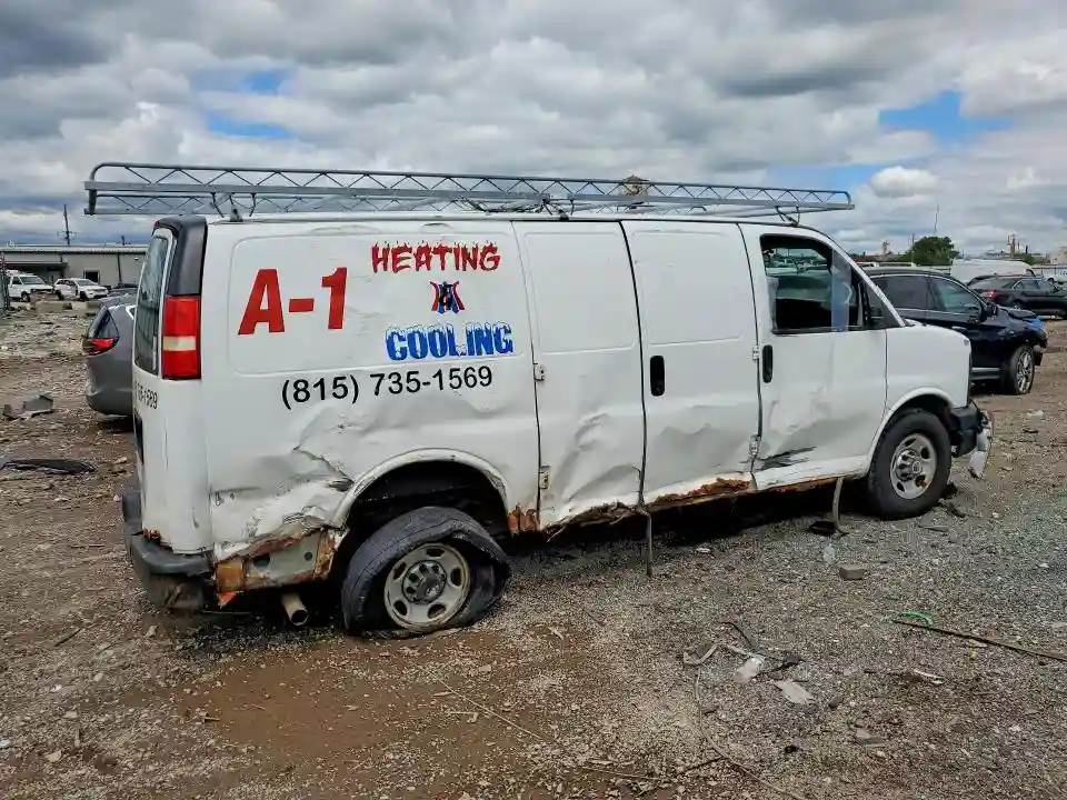 1GCWGFFA2C1109809 2012 CHEVROLET EXPRESS-2