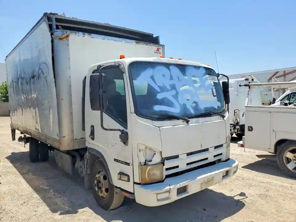 JALC4W164B7001667 2011 ISUZU NPR-3