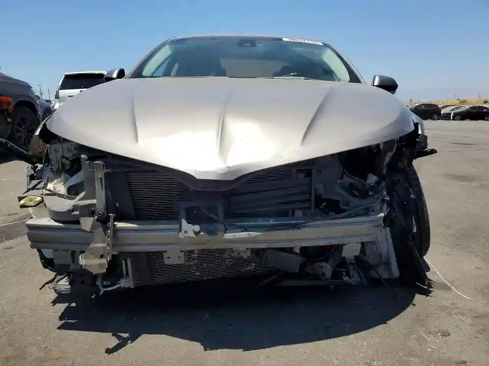 3LN6L2GK0FR617844 2015 LINCOLN MKZ-4