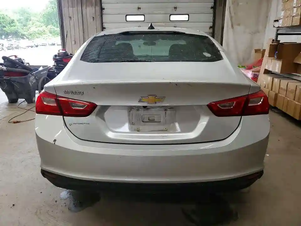 1G1ZB5ST8JF245335 2018 CHEVROLET MALIBU-5