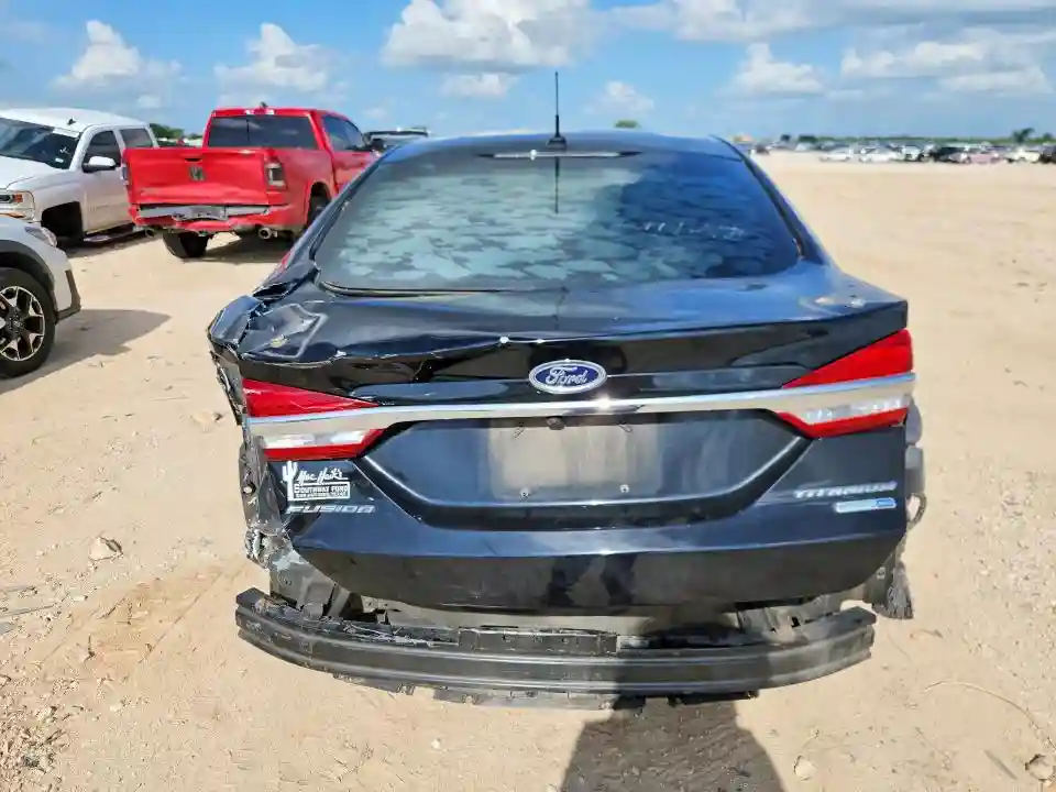 3FA6P0D91JR137437 2018 FORD FUSION-5