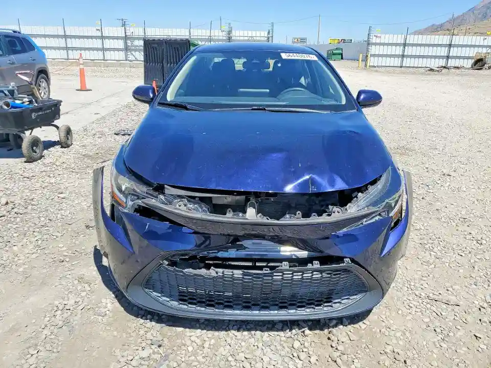 JTDEAMDE3NJ042566 2022 TOYOTA COROLLA LE-4