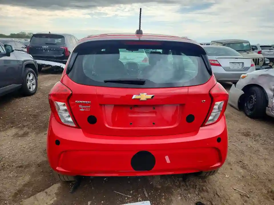KL8CD6SA1MC743886 2021 CHEVROLET SPARK-5
