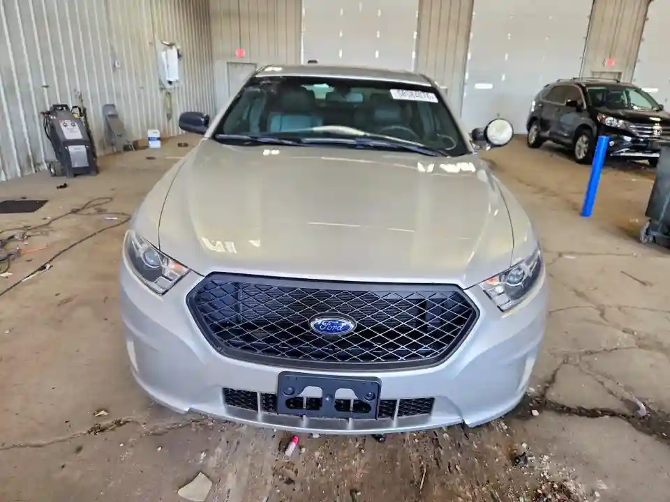 1FAHP2MK0KG113775 2019 FORD TAURUS-4