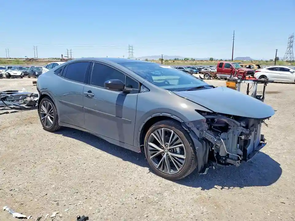 JTDACAAU6T3068874 2026 TOYOTA PRIUS-3