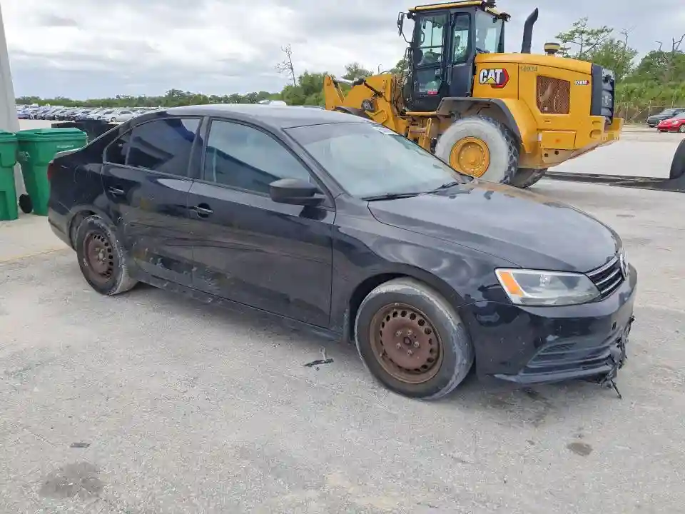 3VW267AJ9GM381679 2016 VOLKSWAGEN JETTA-3