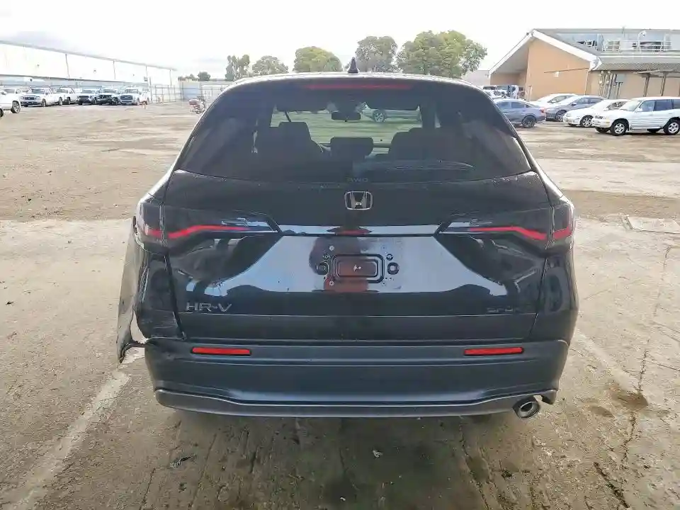 3CZRZ2H55SM725984 2025 HONDA HR-V-5