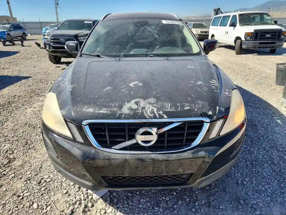 YV4952DL7B2163970 2011 VOLVO XC60-4