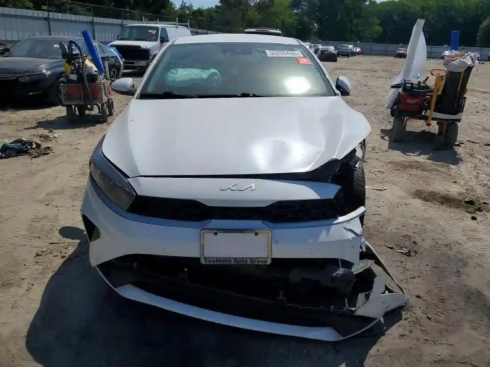 3KPF24AD0PE590456 2023 KIA FORTE LXS-4