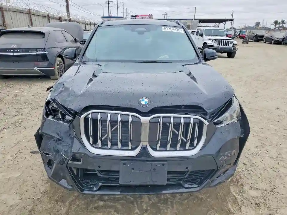 WBX73EF05R5Z08795 2024 BMW X1-4