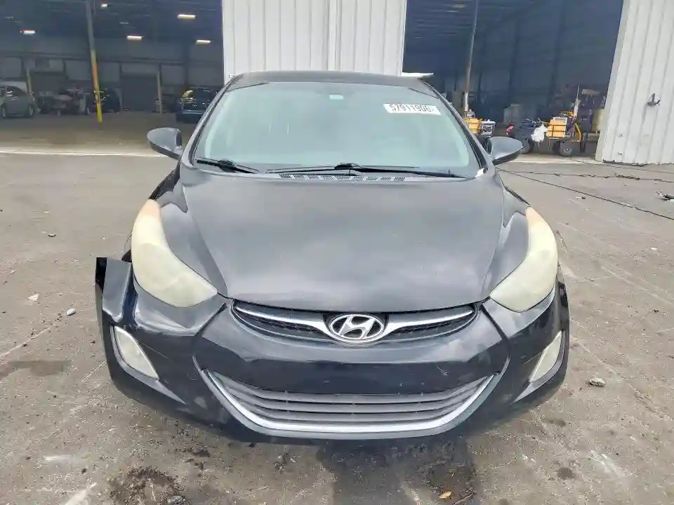 5NPDH4AE4DH337744 2013 HYUNDAI ELANTRA-4