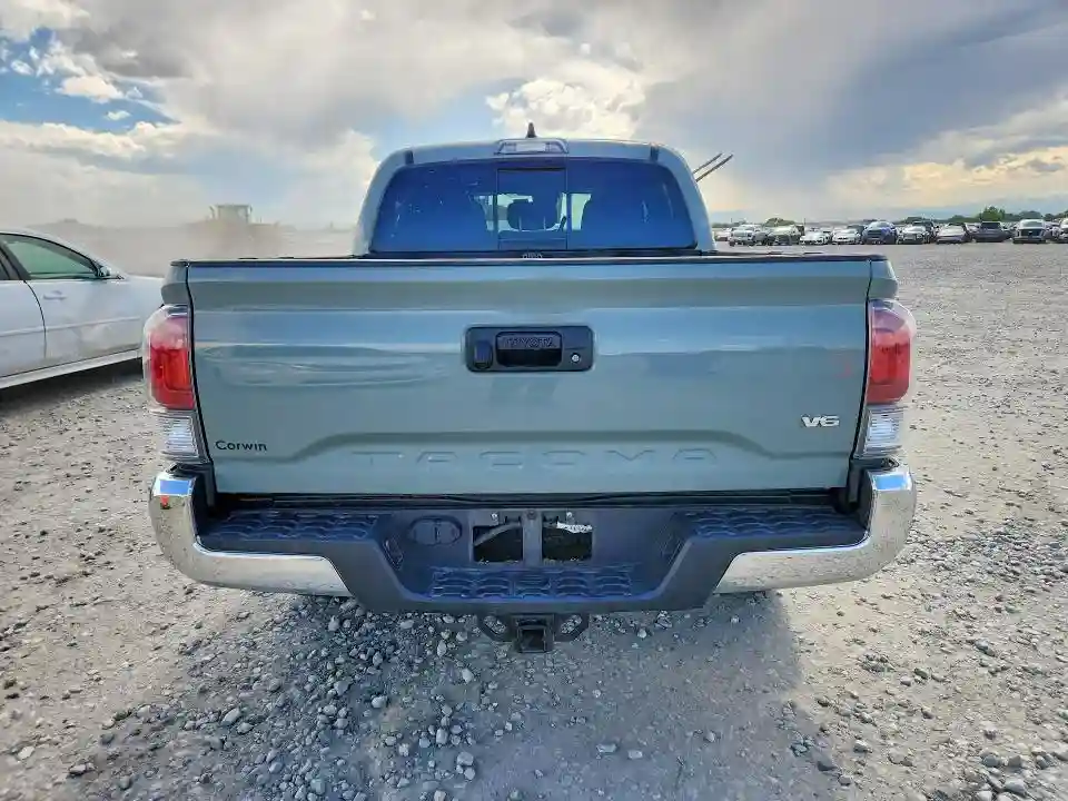 3TMCZ5AN5PM572554 2023 TOYOTA TACOMA TRD-5