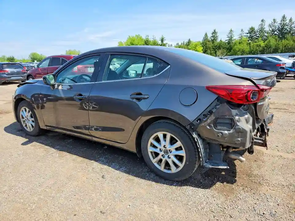 3MZBM1V71FM236975 2015 MAZDA 3-1