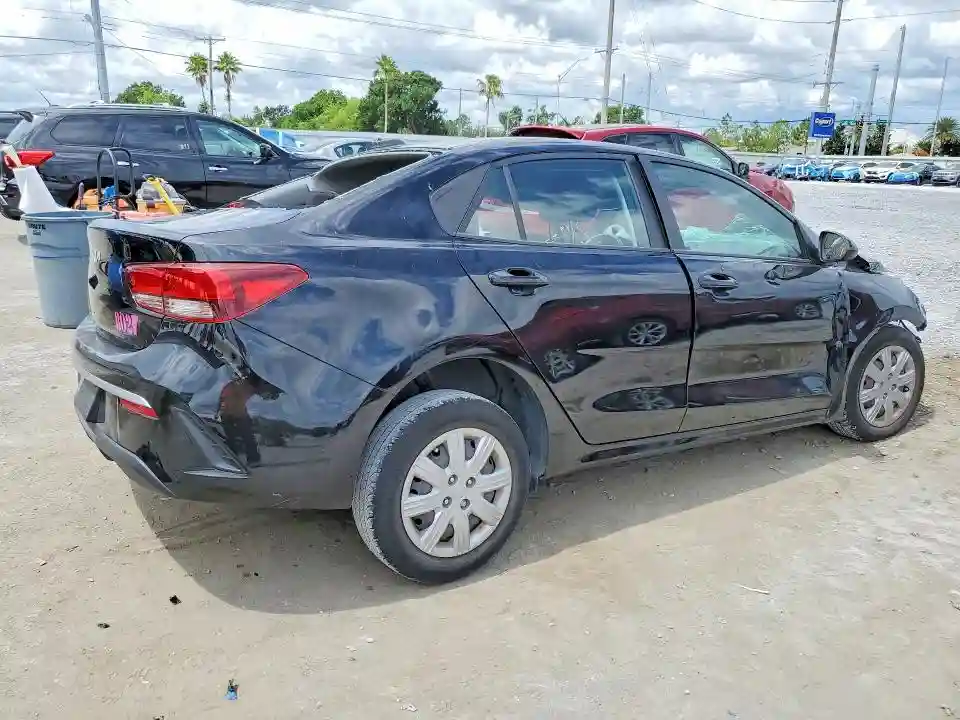 3KPA24AD9PE519928 2023 KIA RIO-2