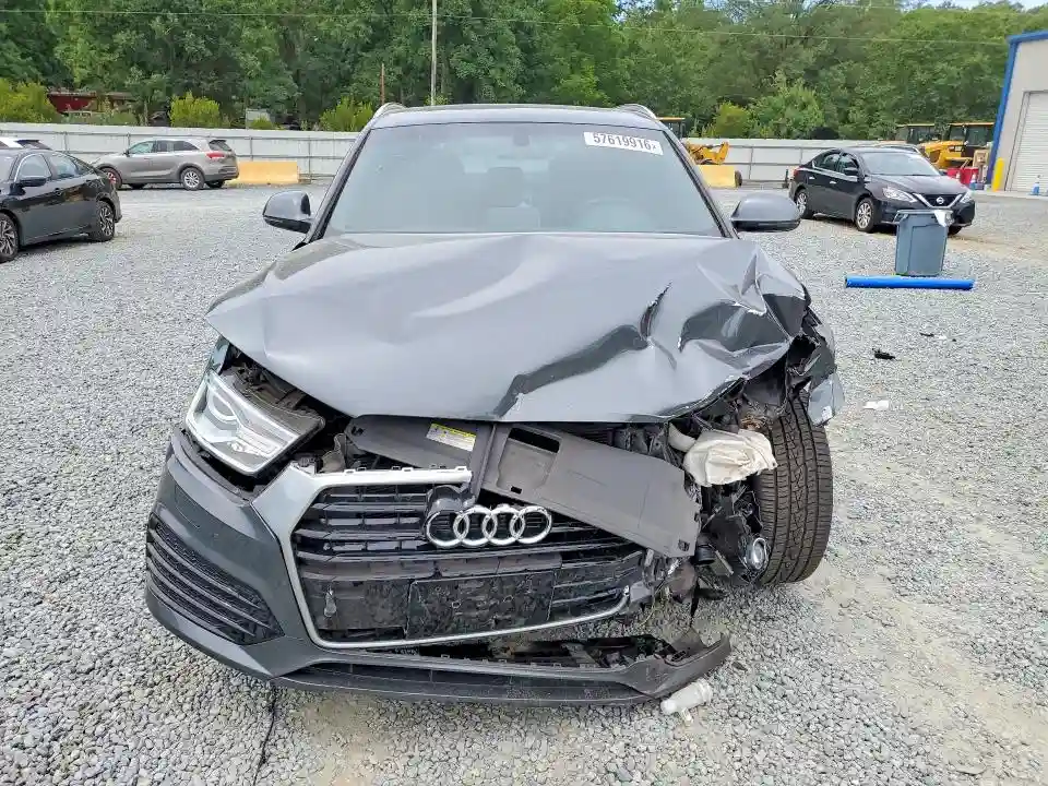 WA1BCCFS8JR007649 2018 AUDI Q3-4