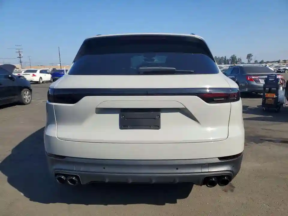 WP1AA2AY2LDA04645 2020 PORSCHE CAYENNE-5