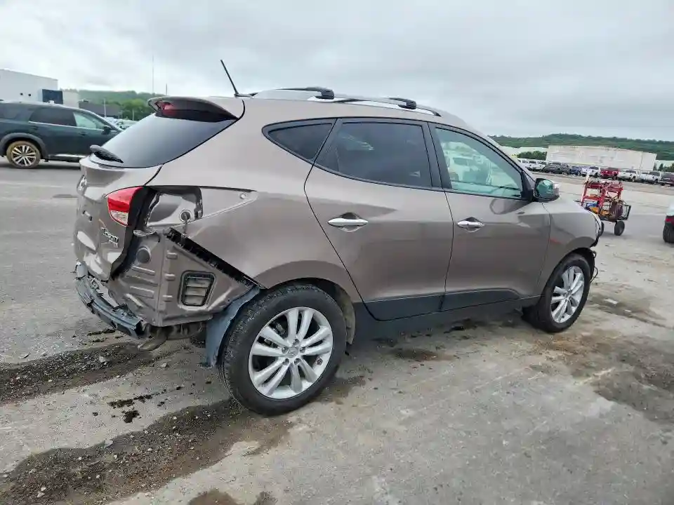 KM8JU3AC8DU579963 2013 HYUNDAI TUCSON-2