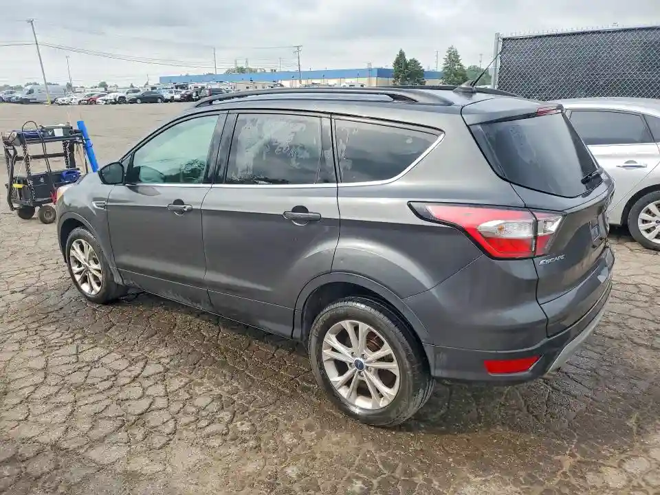 1FMCU0GD3JUC35380 2018 FORD ESCAPE-1