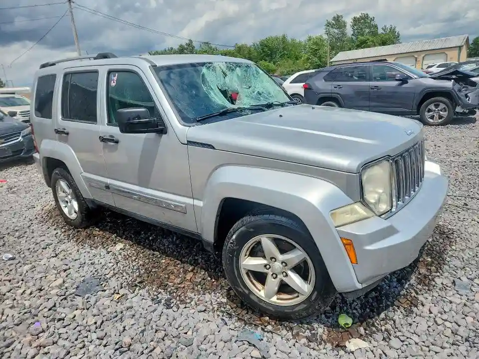 1J4PN5GK0BW581899 2011 JEEP LIBERTY-3
