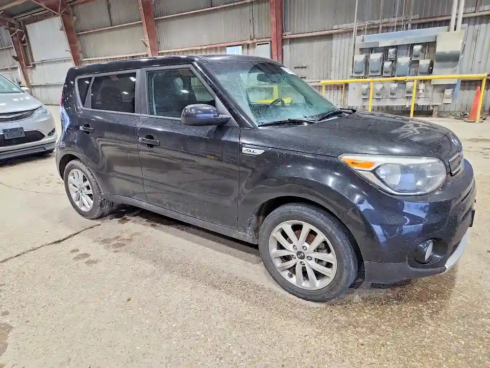 KNDJP3A55J7602994 2018 KIA SOUL-3