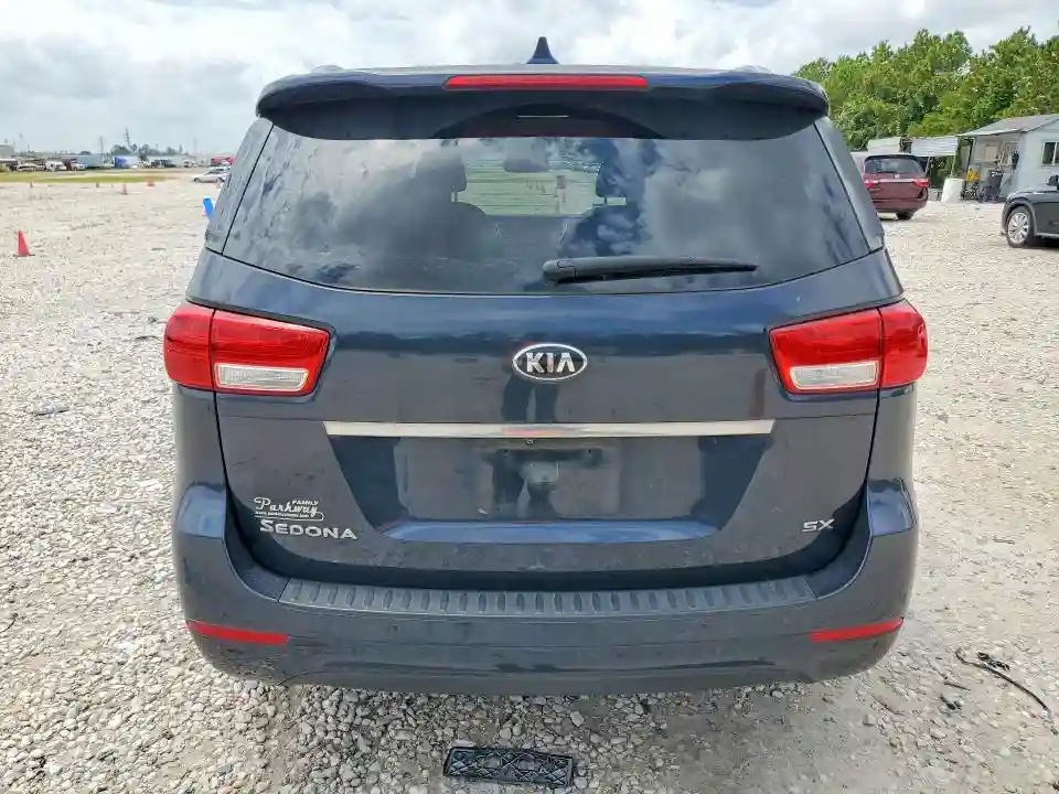 KNDMC5C11G6169722 2016 KIA SEDONA-5