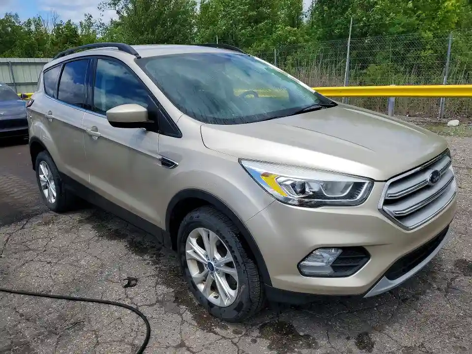 1FMCU9HD3JUA40947 2018 FORD ESCAPE-3