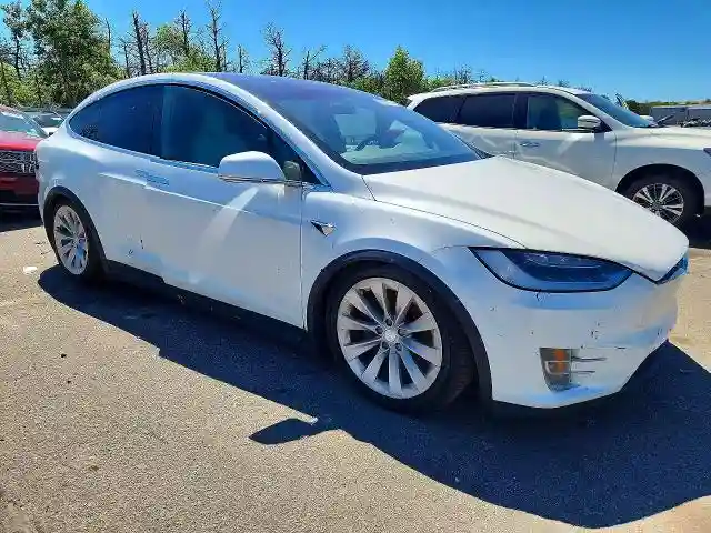 5YJXCDE23LF300791 2020 TESLA MODEL X-3