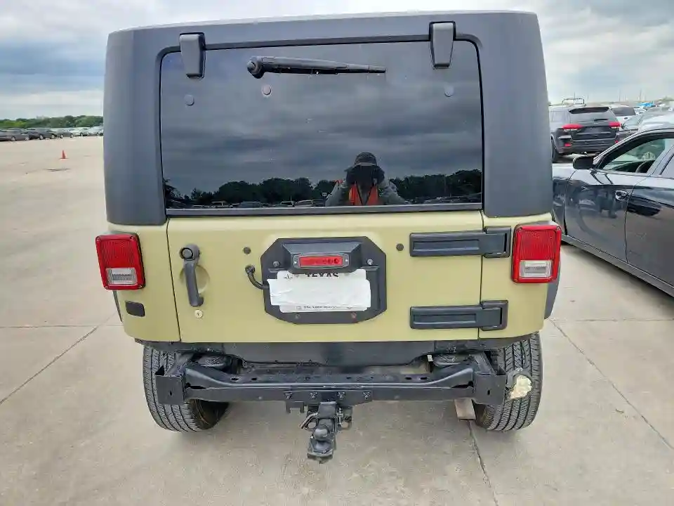 1J4AA2D14AL216900 2010 JEEP WRANGLER-5