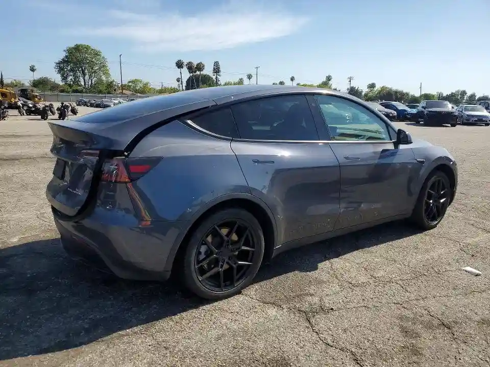 7SAYGDEE6NA020725 2022 TESLA MODEL Y-2
