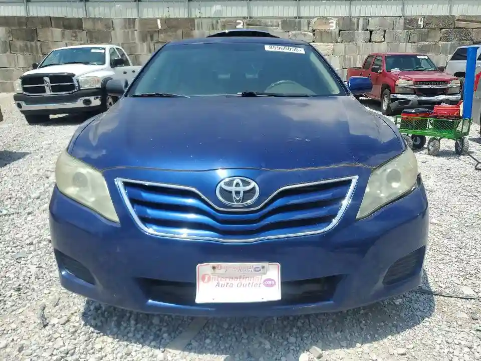 4T1BF3EK8BU750269 2011 TOYOTA CAMRY-4
