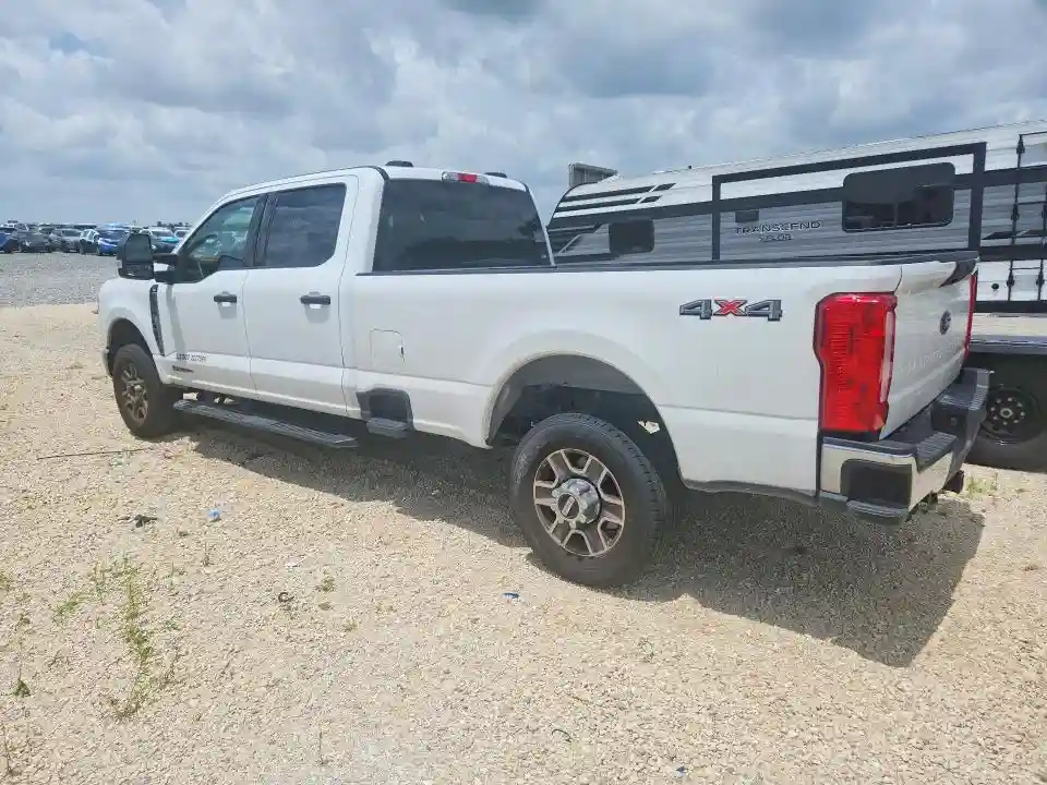 1FT8W3BT6SED72720 2025 FORD F350-1