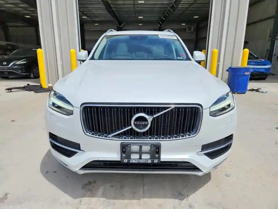 YV4A22PK9K1477392 2019 VOLVO XC90-4