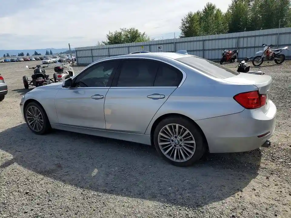 WBA3B3C50FF546932 2015 BMW 3 SERIES-1