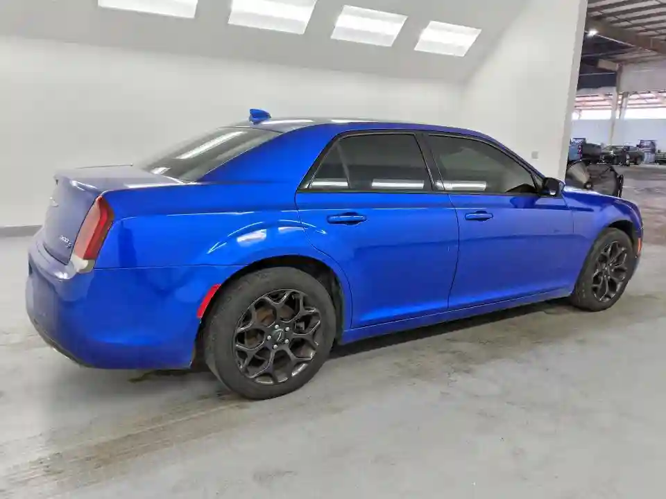 2C3CCAGGXKH536826 2019 CHRYSLER 300-2