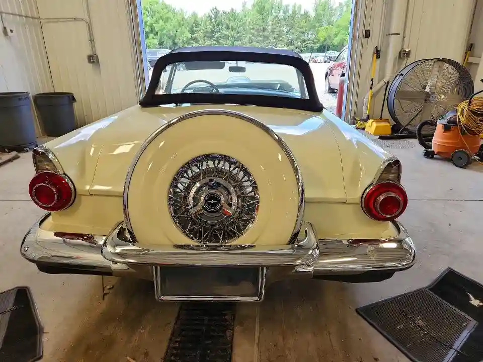 P6FH197400 1956 FORD TBIRD-5