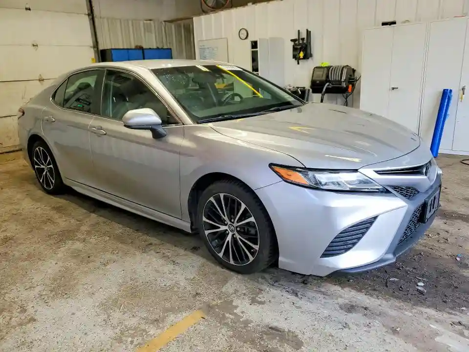 4T1B11HK9JU093091 2018 TOYOTA CAMRY-3