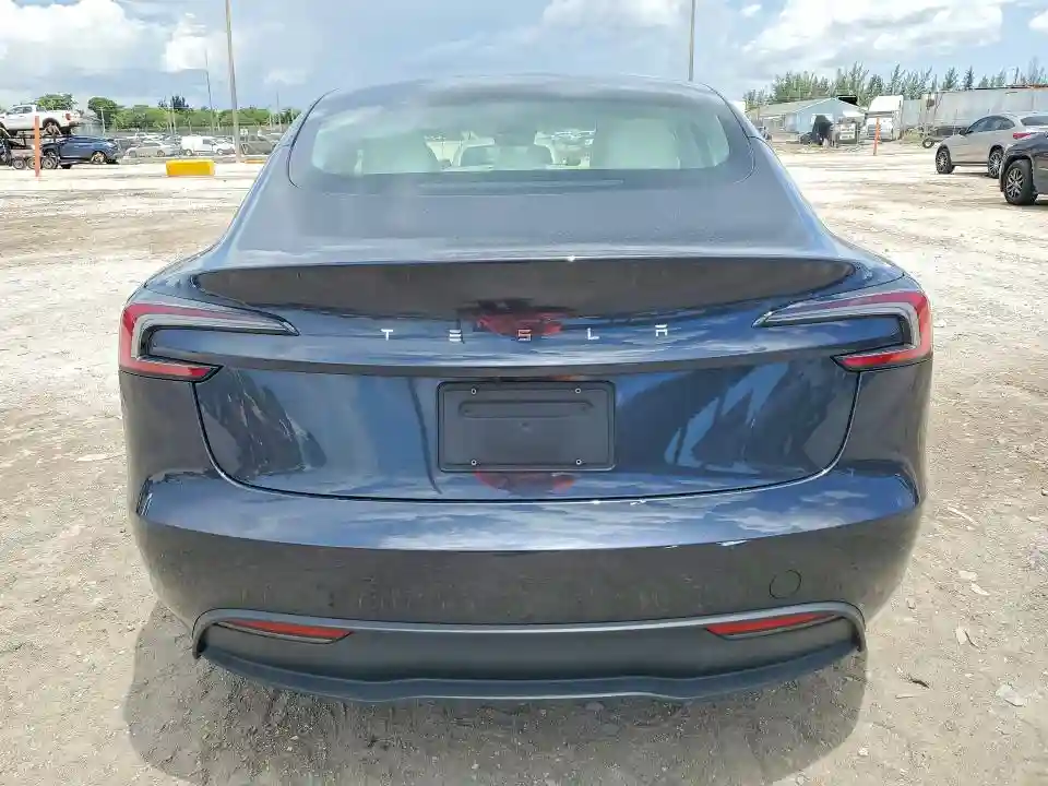 5YJ3E1EA8RF871717 2024 TESLA MODEL 3-5