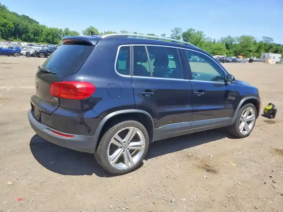 WVGBV7AX5GW558816 2016 VOLKSWAGEN TIGUAN-2