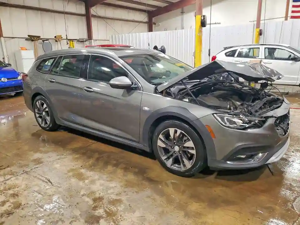W04GV8SX9J1110768 2018 BUICK REGAL-3