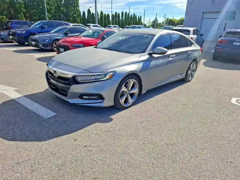 1HGCV1F96JA805394 2018 HONDA ACCORD-1