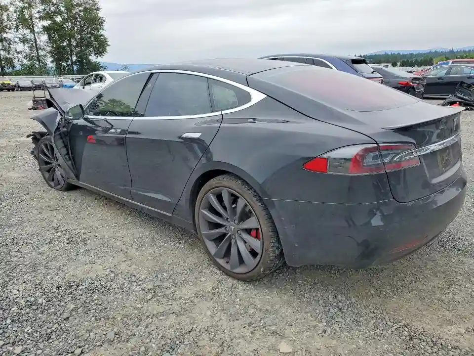 5YJSA1E47HF190948 2017 TESLA MODEL S-1