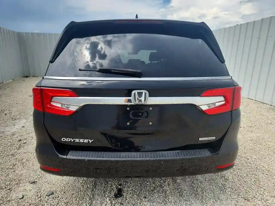 5FNRL6H89JB032167 2018 HONDA ODYSSEY-5