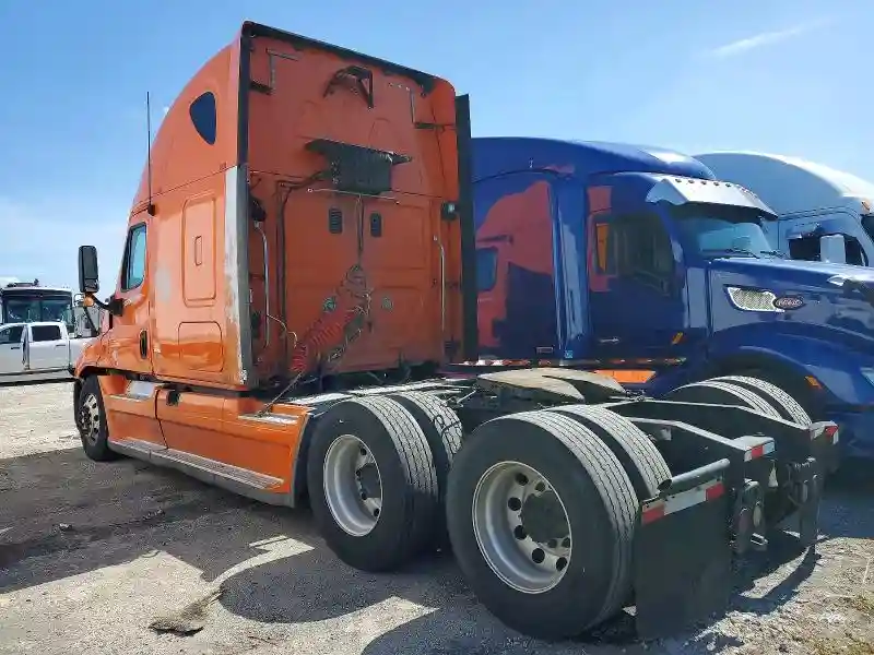 1FUJGLDR8CLBR2048 2012 FREIGHTLINER ALL OTHER-2