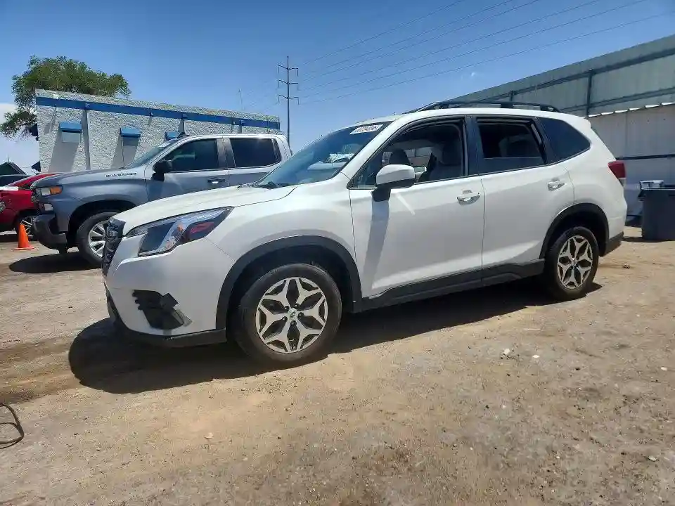 JF2SKADC7NH444743 2022 SUBARU FORESTER-0