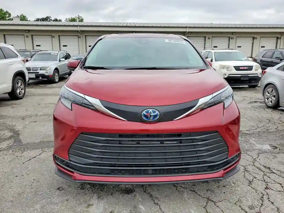 5TDBSKFC1SS201597 2025 TOYOTA SIENNA-4