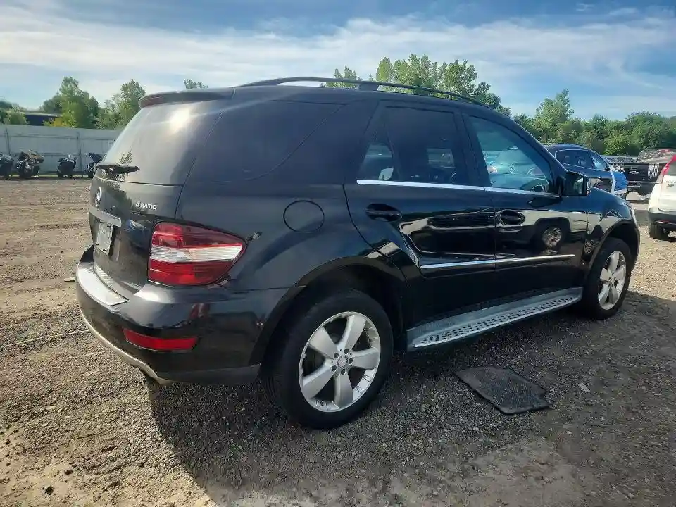 4JGBB8GB1BA684526 2011 MERCEDES-BENZ M-CLASS-2