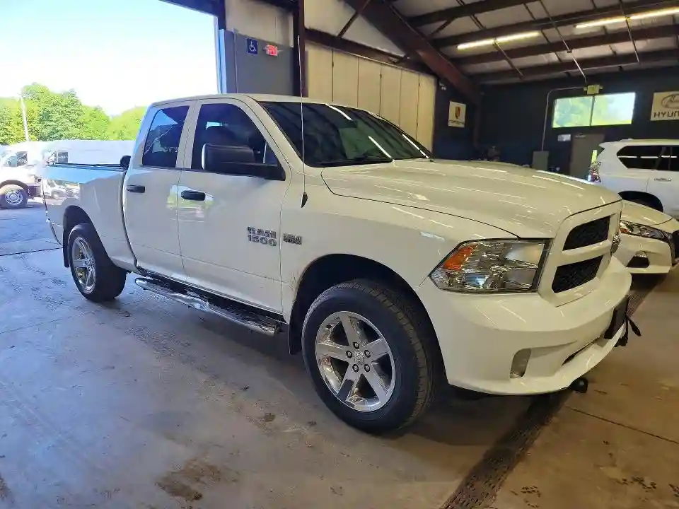 1C6RR7FT2ES355102 2014 RAM 1500-3